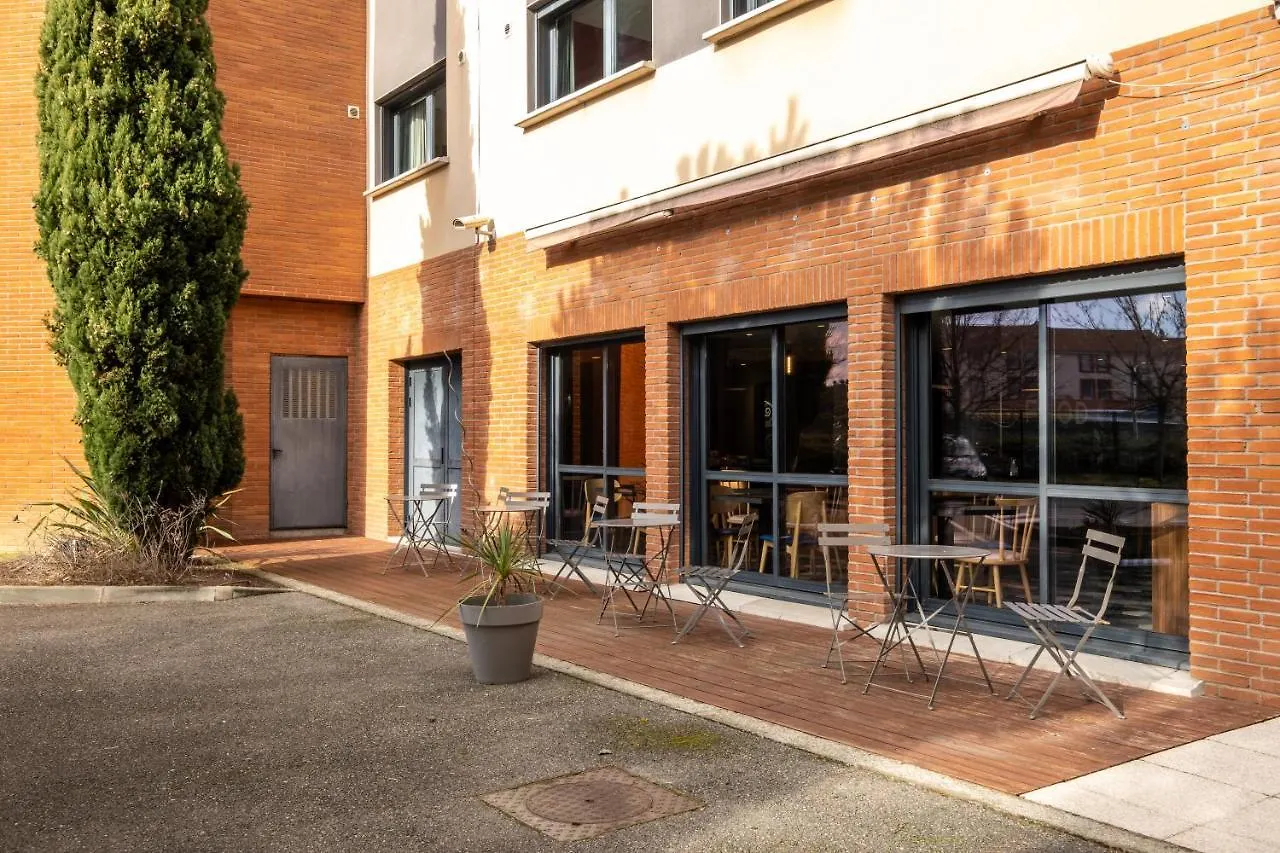 Clarion Aparthotel Toulouse Blagnac Airport Hotel