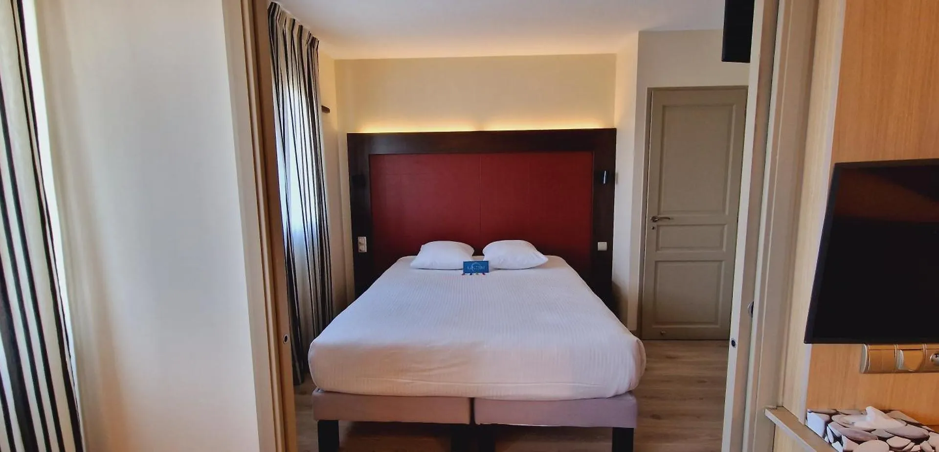 **** Hotel Clarion Aparthotel Toulouse Blagnac Airport France