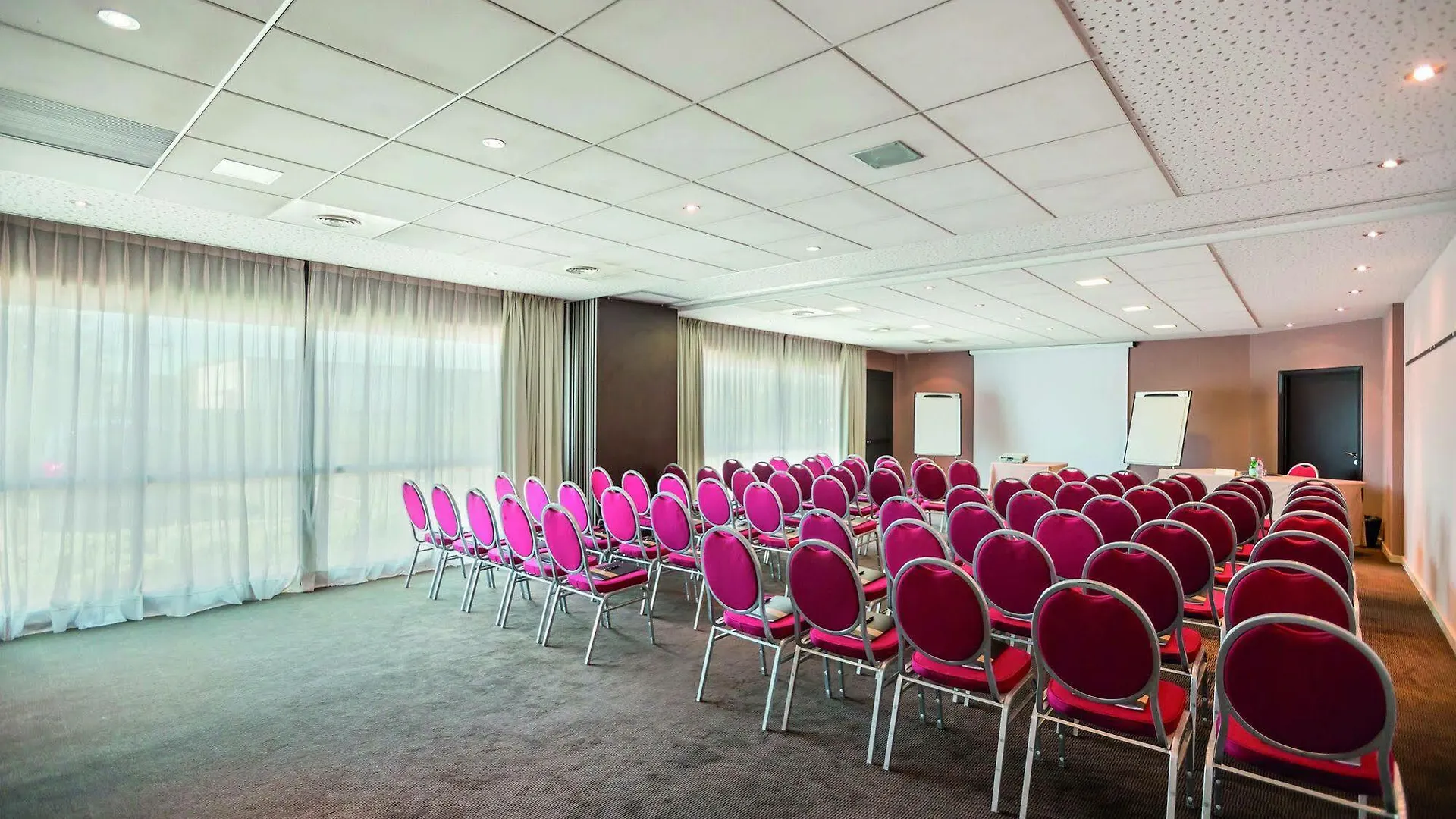Clarion Aparthotel Toulouse Blagnac Airport Hotel