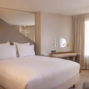 Beige Hotel Paris