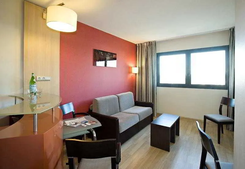 Hotel Clarion Aparthotel Toulouse Blagnac Airport